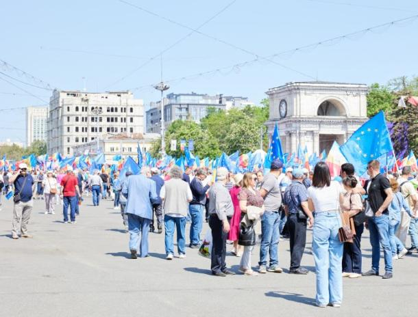 На митинге PAS звучали лозунги о ликвидации Молдовы – Додон