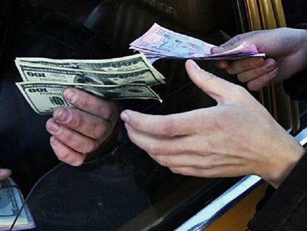 Валютные аферисты из Одессы принялись массово сбывать гражданам Молдовы фальшивые доллары
