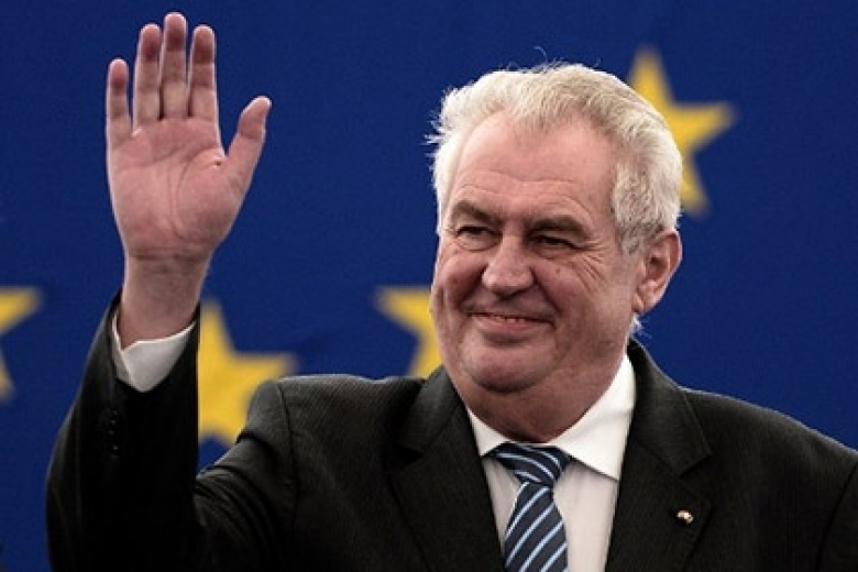 Президент Чехии поздравил Игоря Додона с избранием на пост президента Молдовы