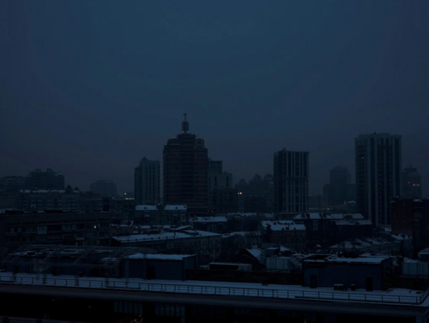 Moldelectrica успокоила граждан: угрозы блэкаута нет, система работает стабильно