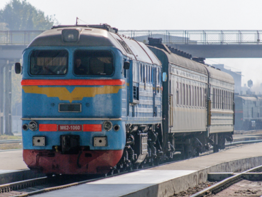 Наводнение вмешалось в работу железной дороги на севере Молдовы