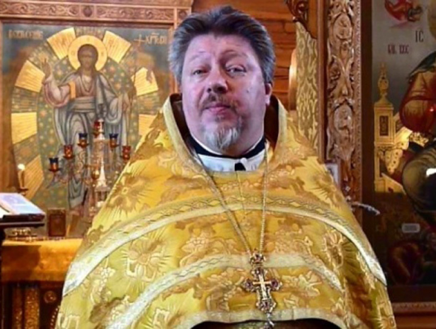 Героем скандального видео стал спевший «Мурку» личный секретарь изгнанного из Москвы архиепископа Тираспольского 