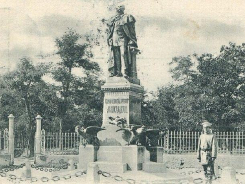 1886: Памятник Александру II в Кишиневе