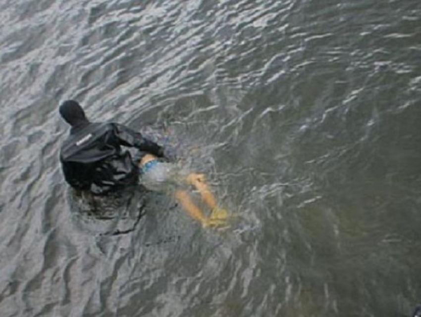 Подозрительная гибель школьника произошла в озере Дрокиевского района
