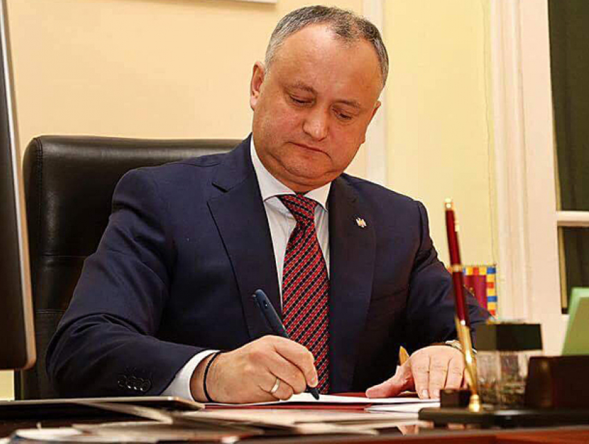 Во власти стало на одного униониста меньше: Игорь Додон подписал указ об отставке министра юстиции 