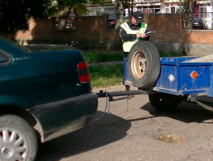 Наезд на ребенка во дворе школы совершил автомобилист в Приднестровье