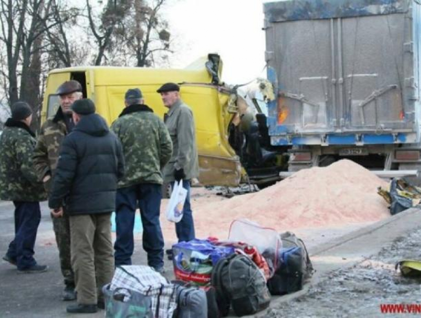 Правительство покроет расходы по транспортировке тел погибших на Украине молдаван