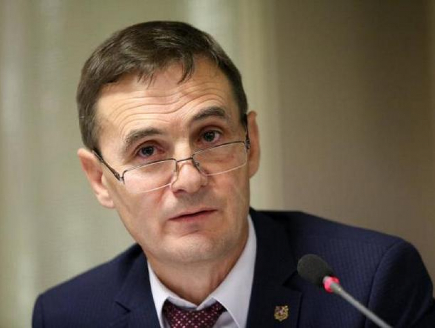 В Каушанском районе мотоблок искромсал ноги 10-летнего мальчика: по счастливой случайности в это время на родине оказался хирург Валерий Митиш 