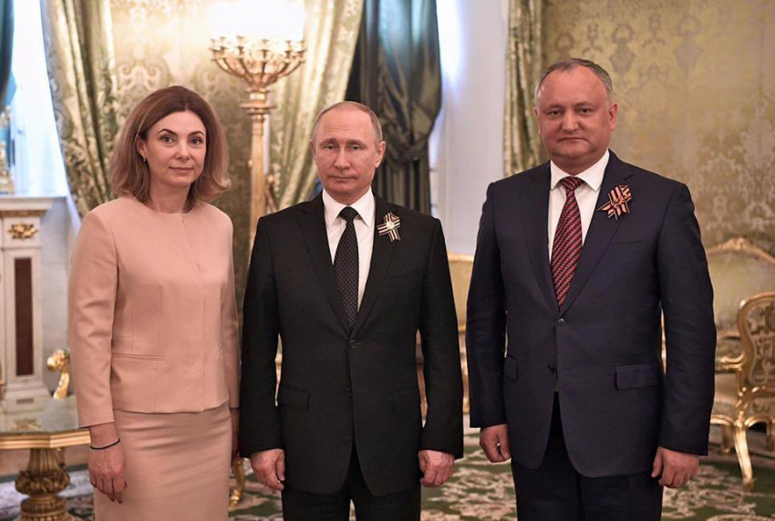 Игорь Додон вместе с семьей принял участие в торжественном приеме в Кремле 