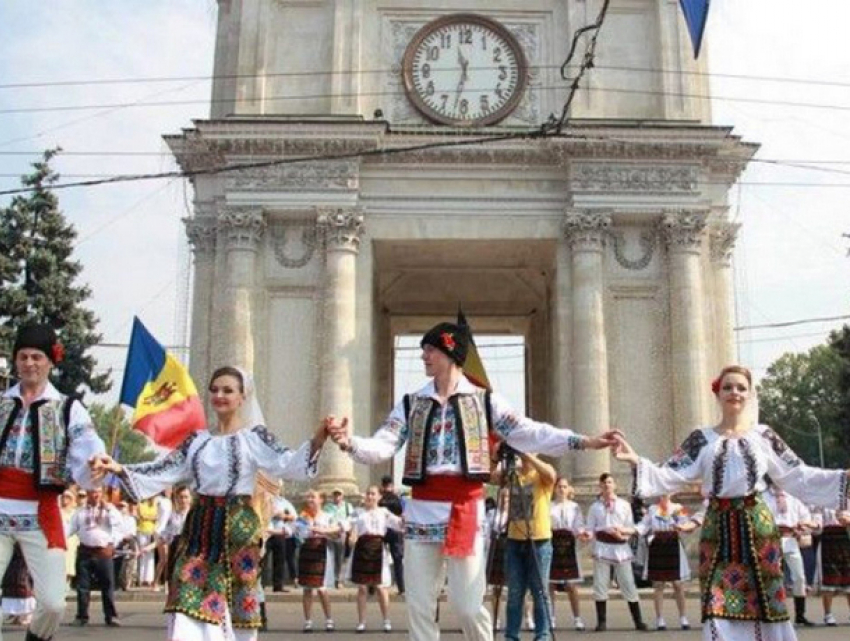 В День города столичные бюджетники будут отдыхать  