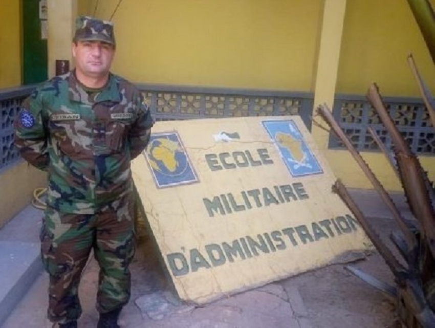 Военные из Молдовы учат африканцев метко стрелять из орудия и лечить раны