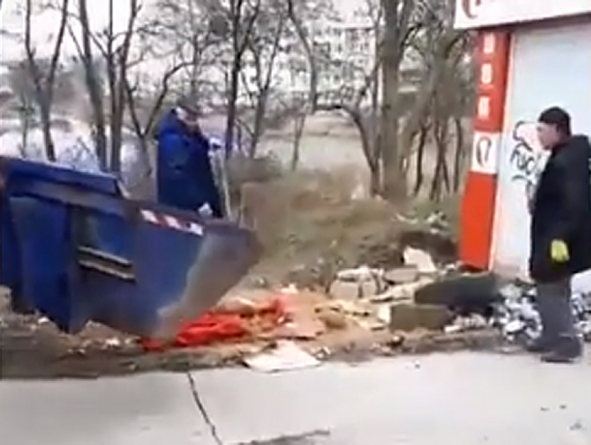 Зрелищная эвакуация киосков на улицах Кишинева попала на видео 