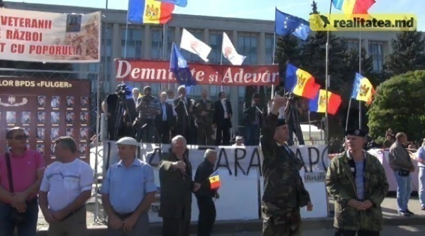 Жителей Молдовы призвали к гражданскому неповиновению 