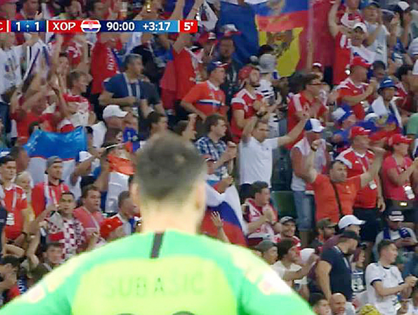 Флаг Молдовы попал в кадр во время прямой трансляции матча между Россией и Хорватией