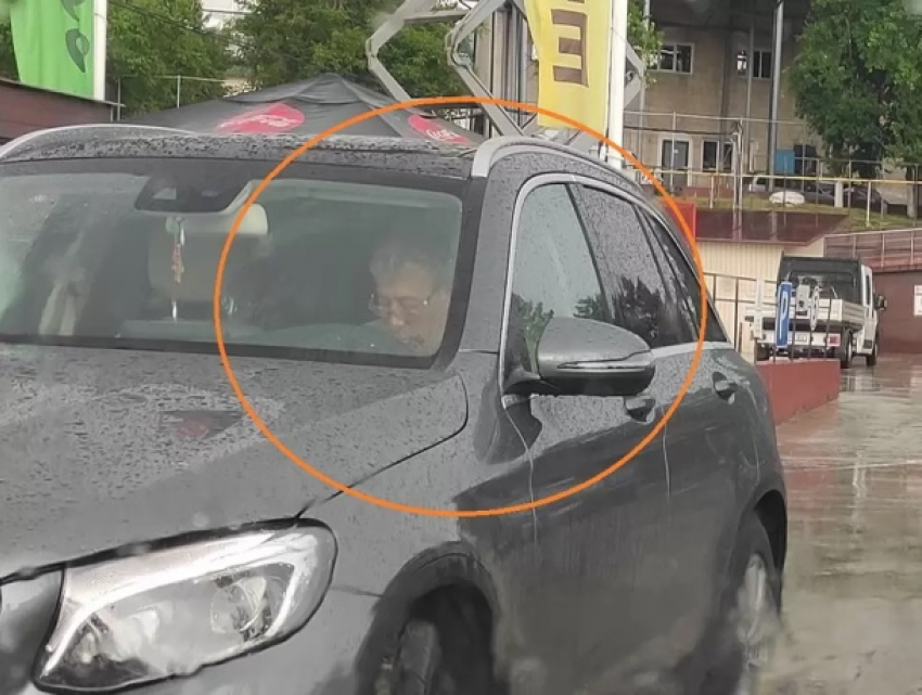 Молдавские политики умеют «зарабатывать": Гимпу прибарахлился новым авто
