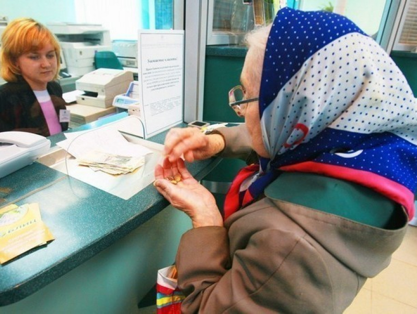 Унизительную «помощь» от примэрии получат на Пасху столичные пенсионеры и инвалиды 
