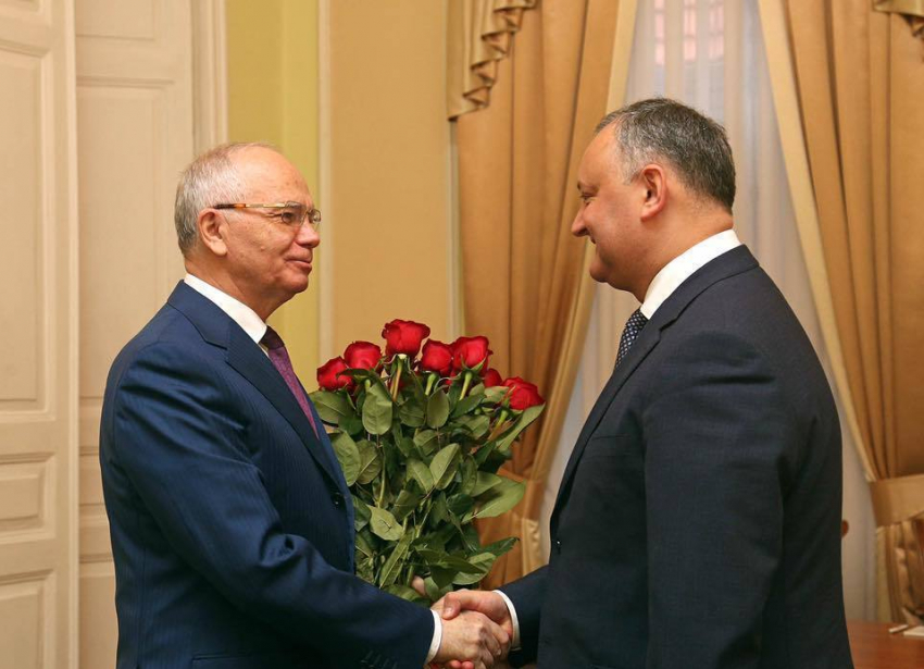 Игорь Додон провел встречу с послом России в Молдове 