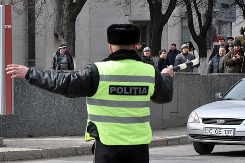 Вниманию водителей: сегодня будет перекрыто движение по некоторым центральным улицам 