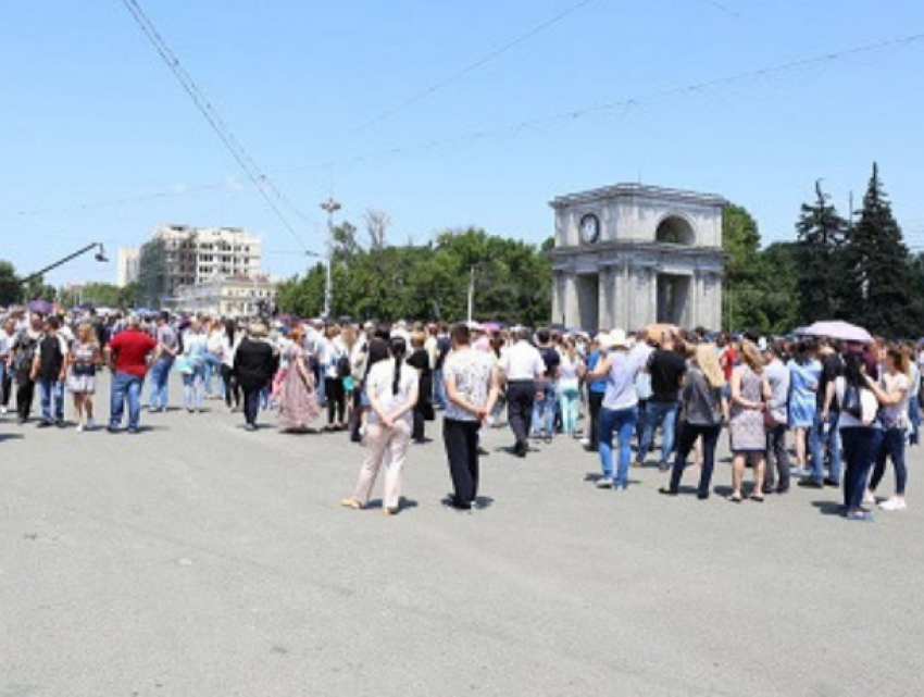 Примэрия на службе у демократов: ДПМ «зарезервировала» центр столицы под протесты до конца месяца