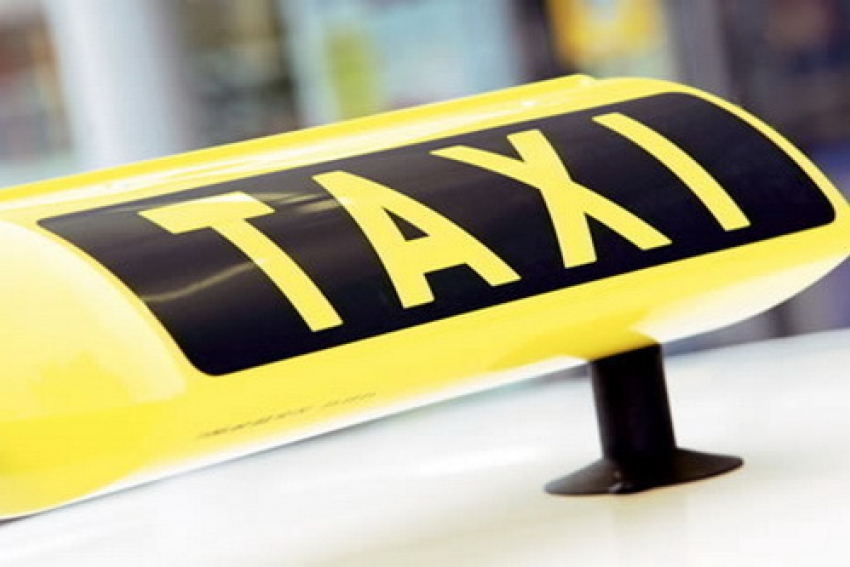 Таксисты, взвинтившие цены в разгар стихии, могут быть наказаны