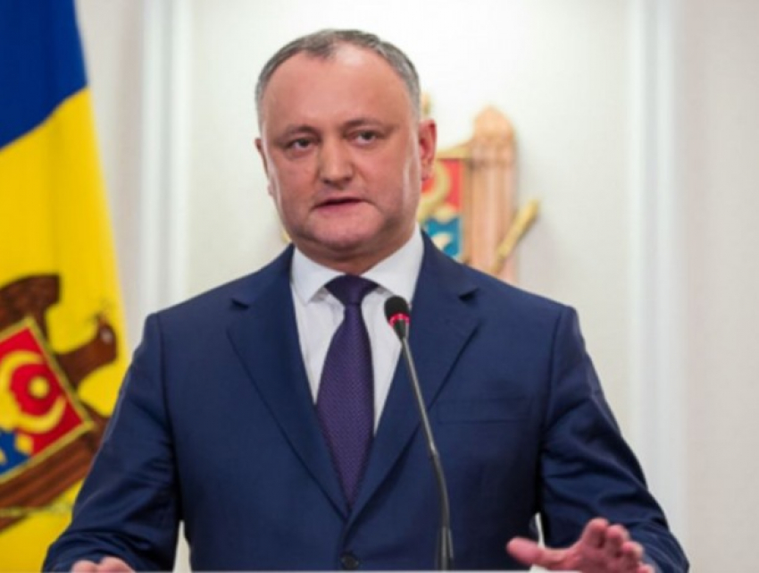 Президент поздравил жителей Молдовы с Первомаем
