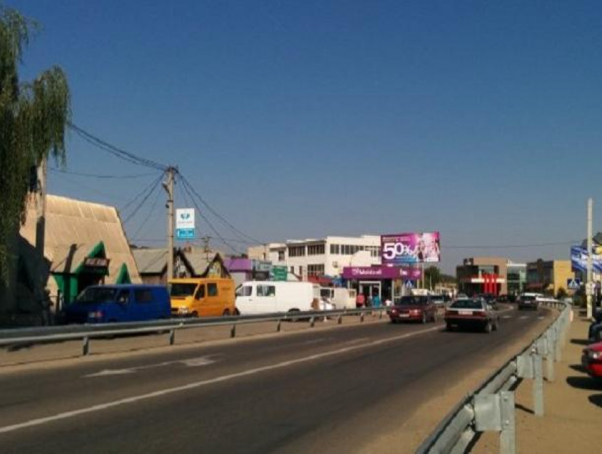 Скандал в Чимишлии - власти отложили открытие рынка из-за вспышки Covid-19 в соседнем районе