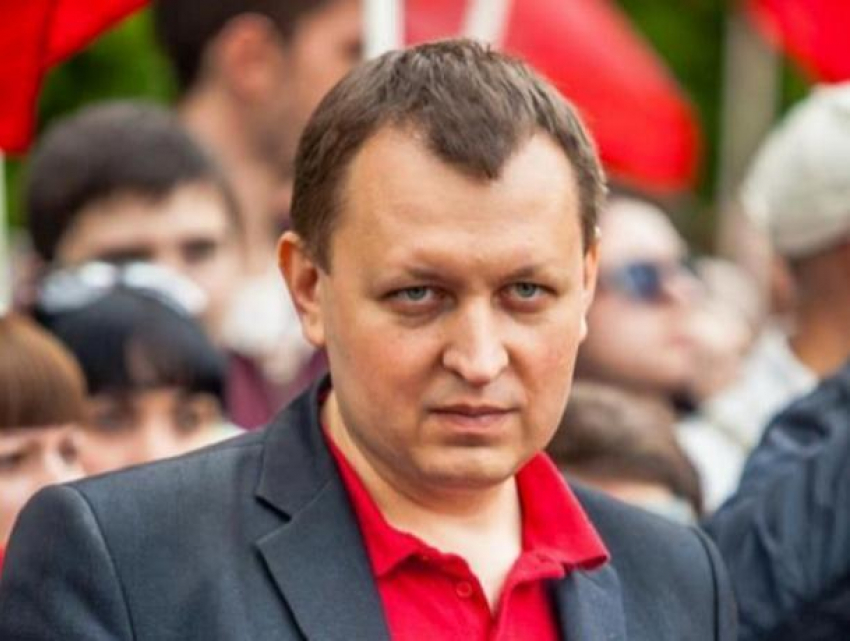 Договорняк или сколько стоит конституционное большинство? Петренко о переносе дела Шора