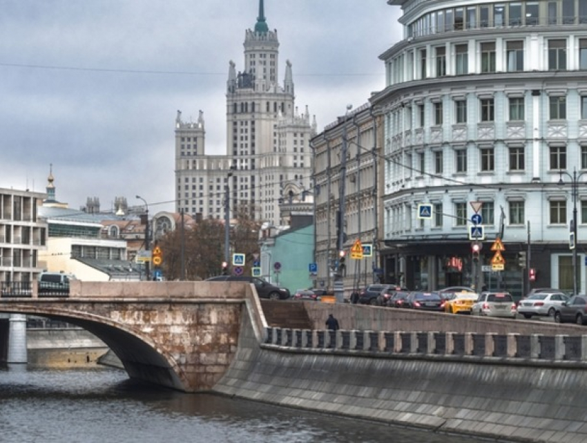 Гражданин Молдовы, наркотики, Москва,  погоня, неудачный заплыв – сценарий для остросюжетного фильма