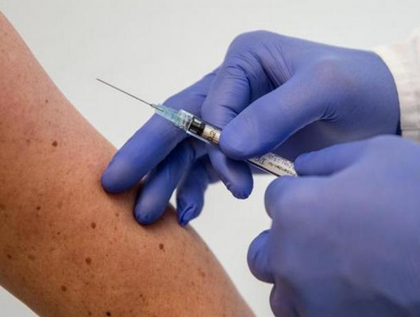 Врачи в Гагаузии массово отказываются прививаться вакциной AstraZeneca 