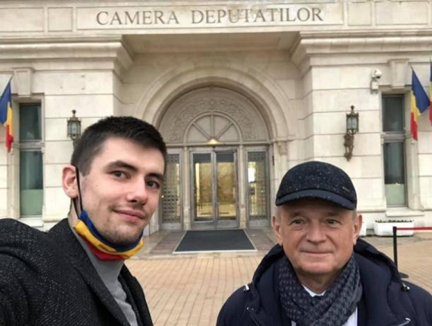 Билецкий и Волосатый объявили об открытии офиса румынской партии в Кишиневе, громогласно запретив депутатам ПСРМ посещать его