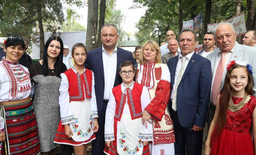 Додон на этнофестивале: У многонациональной Молдовы есть будущее!