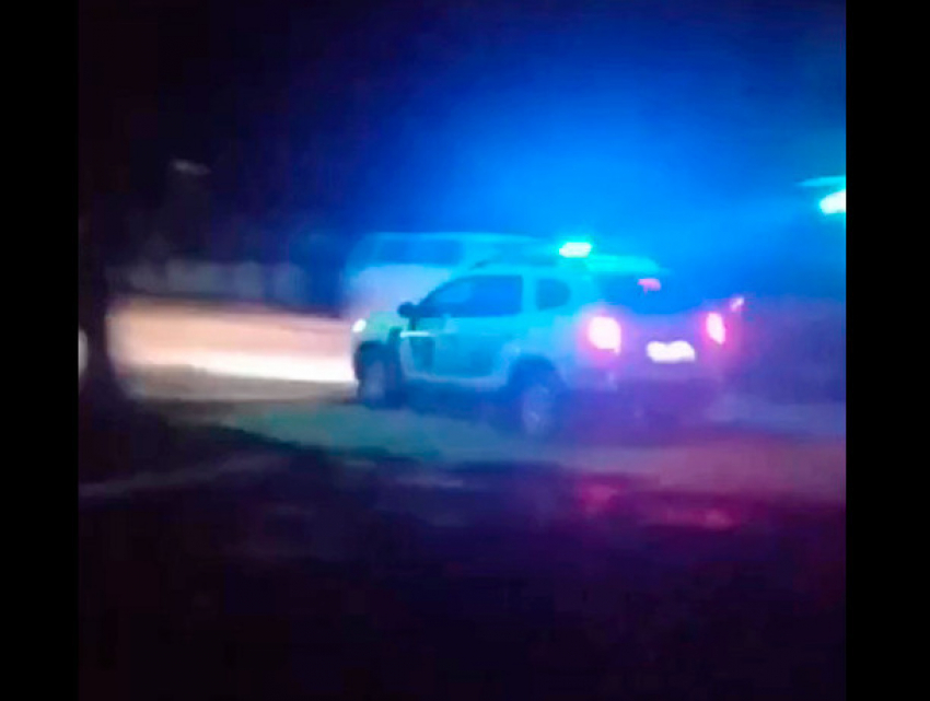 Ночная погоня в Бельцах: остановленный полицией водитель наехал на ногу офицеру и попытался скрыться 