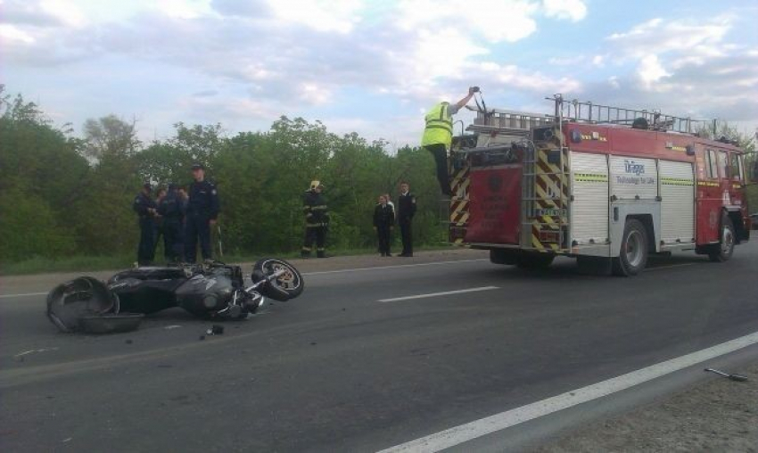 Мотоциклист, попавший в ДТП на Балканском шоссе, лишился ноги