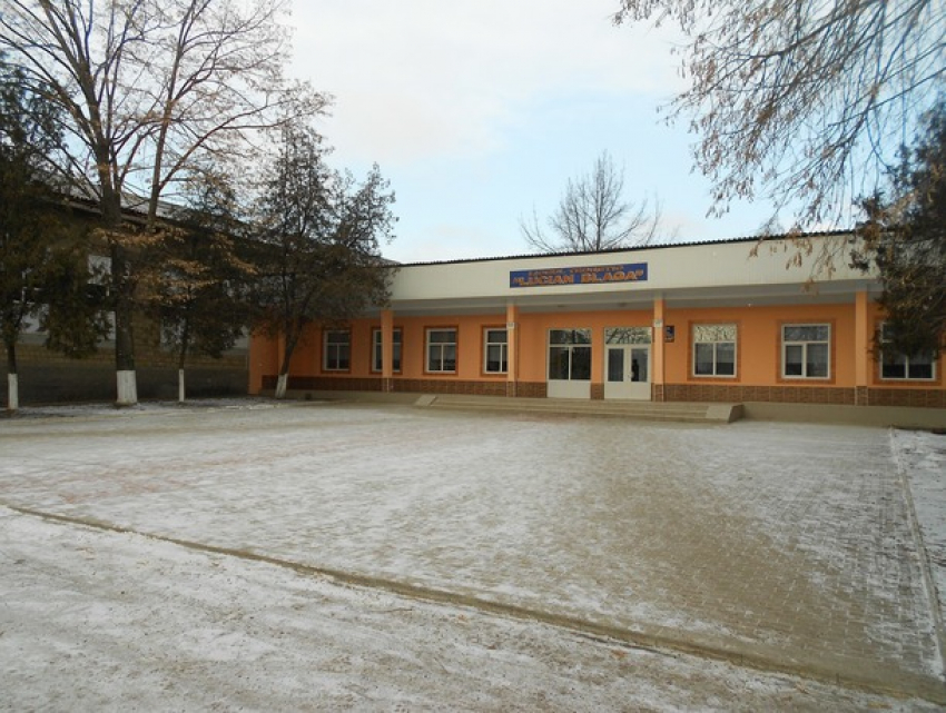 В Бельцах расследуют избиение 12-летнего школьника двумя семиклассниками