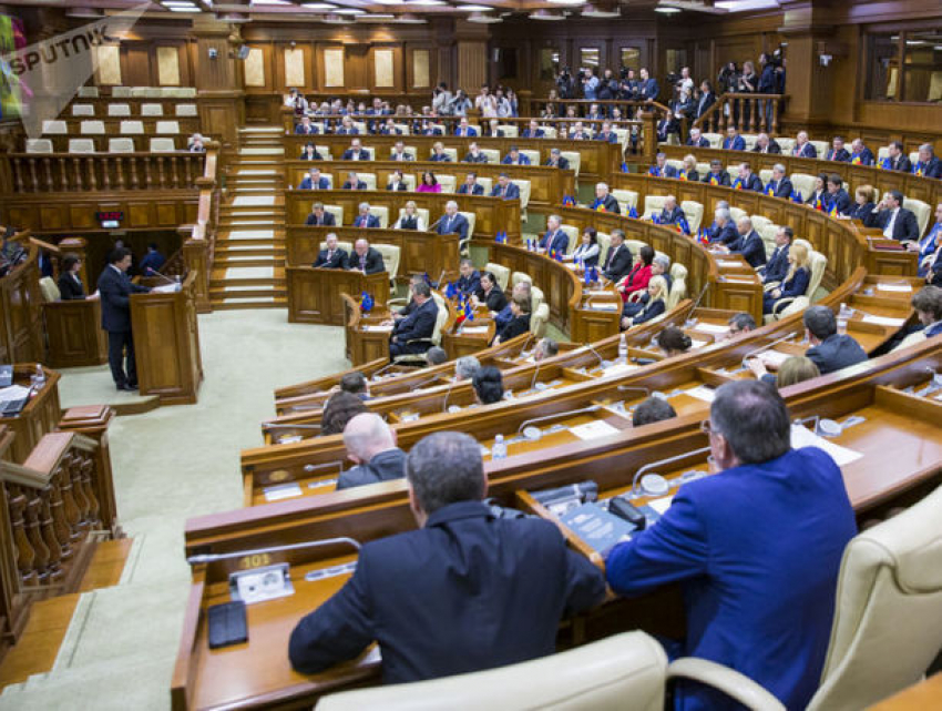 Госсекретари в Молдове больше не смогут заниматься политикой
