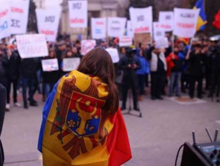 Решение Конституционного суда по поводу голосования за рубежом показало двойные стандарты