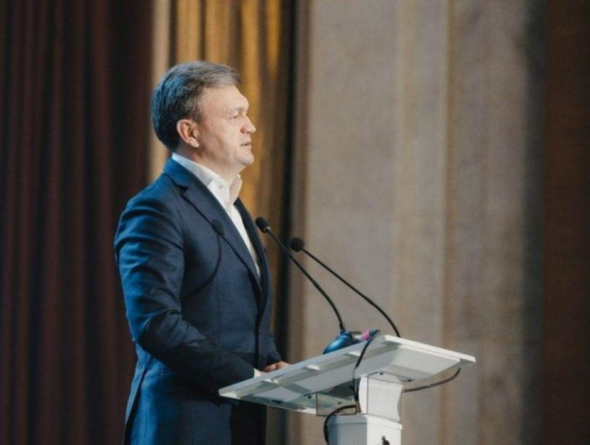 От ученика к учителю: Речан передает пост премьера своему наставнику