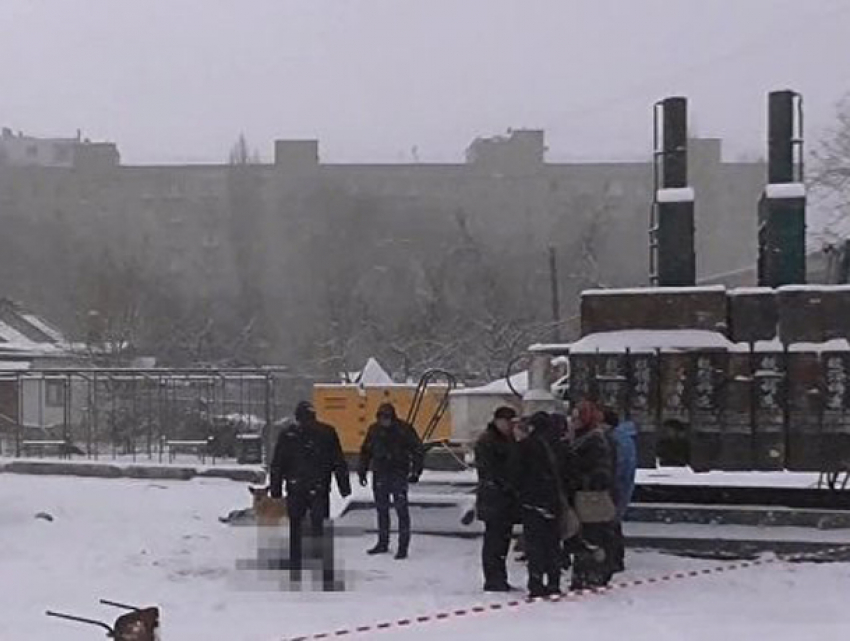 Мужчина и его сыновья насмерть забили охранника стройплощадки в Одессе
