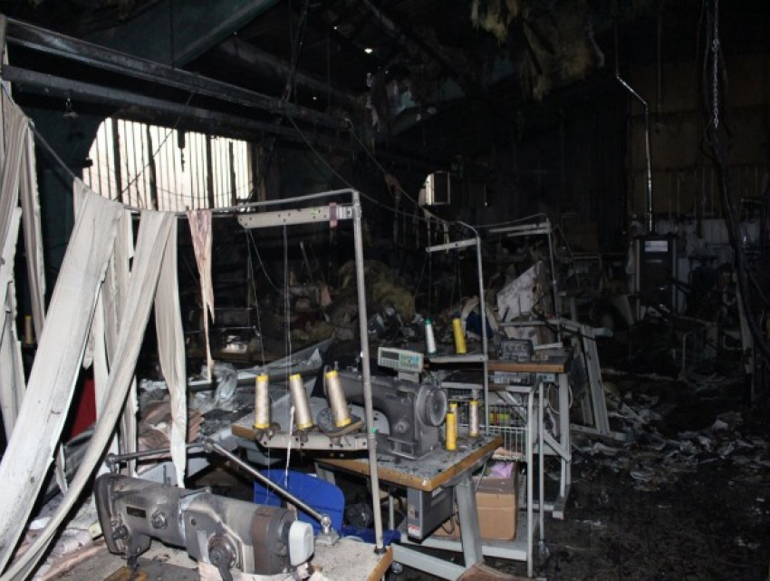 В Бельцах произошел пожар на швейной фабрике