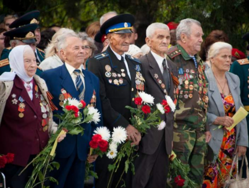 Путин пообещал всем ветеранам Великой Отечественной войны по 75 тысяч рублей к 75-летию Победы 