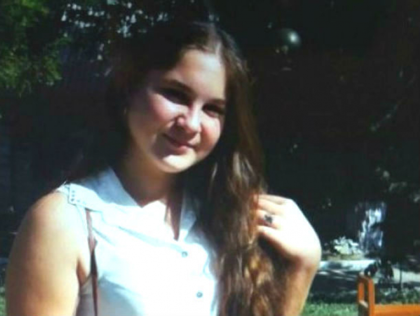 Девочка со шрамом на подбородке исчезла в Гагаузии