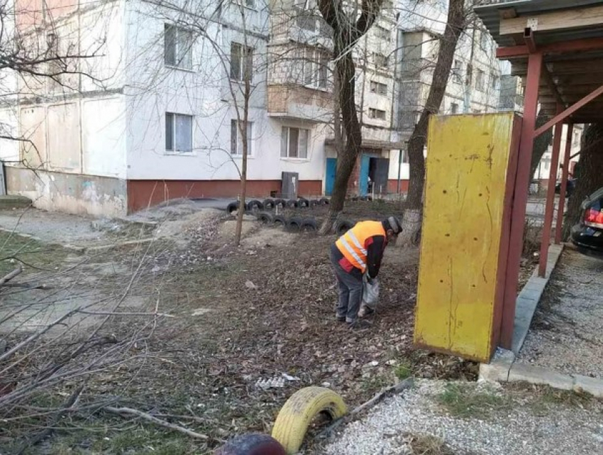 В Кишиневе планируется сносить незаконные пристройки и постройки