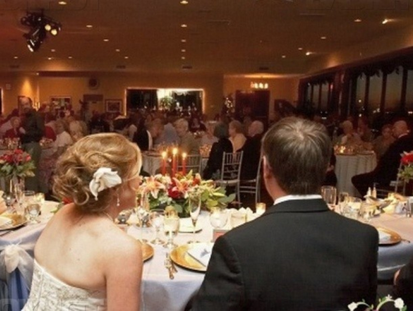 Стала известна причина массового отравления людей на свадьбе в популярном ресторане 