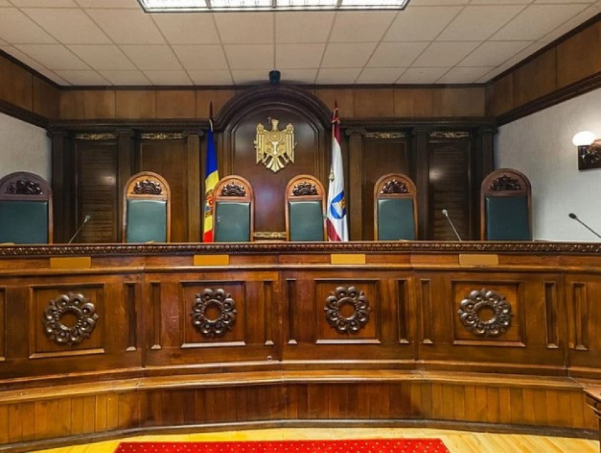 Срочно! Конституционный суд приостановил действие закона, связанного с СИБ