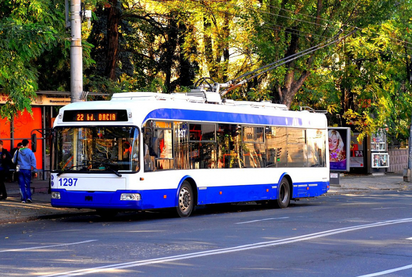 После 23.00 троллейбус № 22 будет ездить по улице Букурешть 