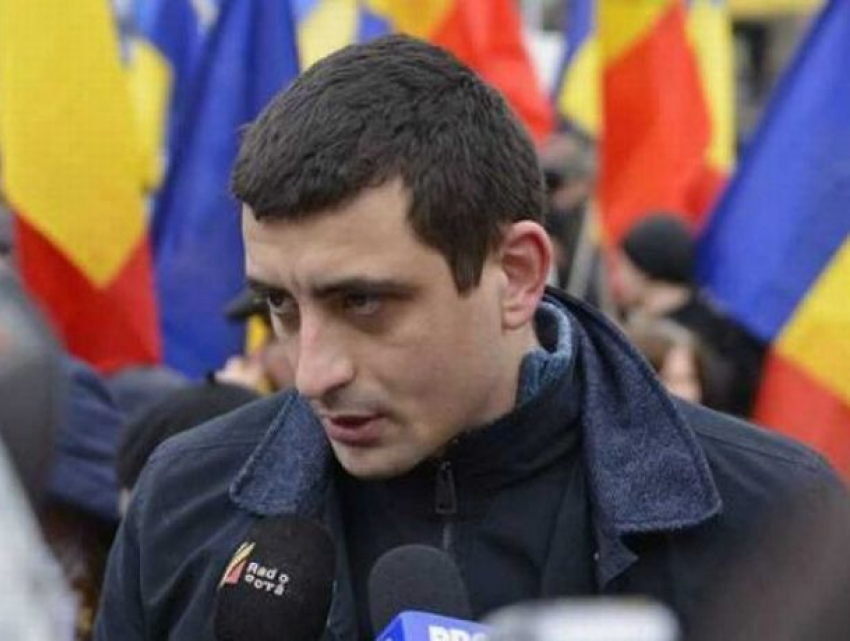 Известный унионист ломится обратно в Молдову, несмотря на запрет