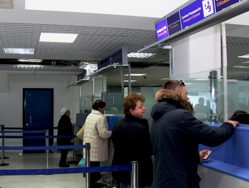 Стал известен срок, на который гражданам Молдовы могут запретить выезд из страны