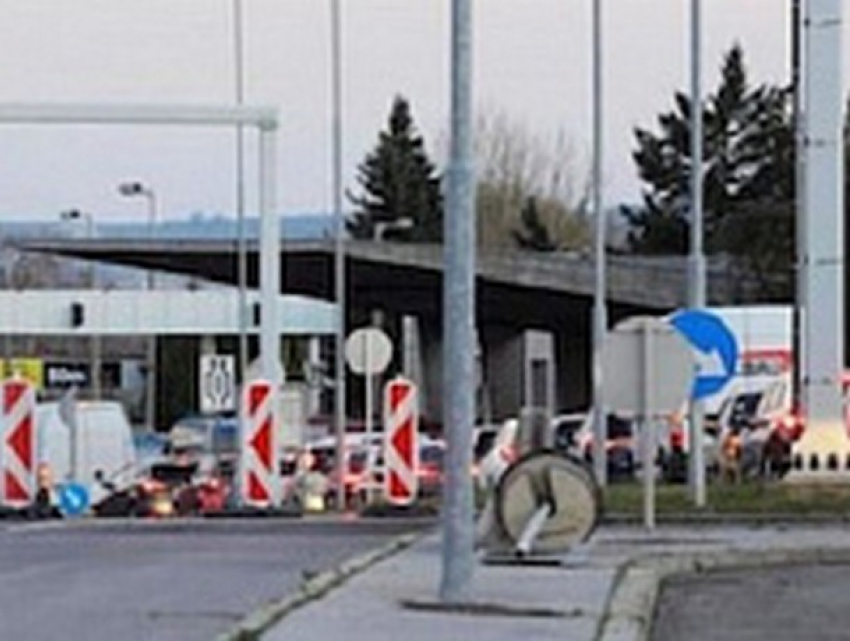 Трое молдаван застряли на румыно-венгерской границе - один из них нарушил режим пребывания в ЕС