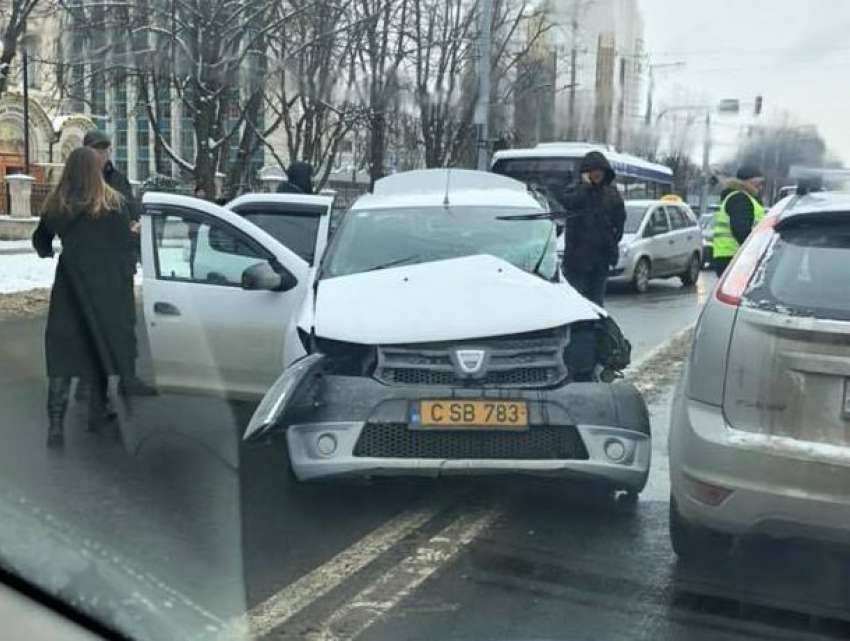 Сильвия Раду обвинила таксиста в резонансной гибели главы отдела в примэрии 