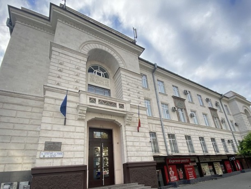 Дело о коррупции: прокурор Трочин лишился должности